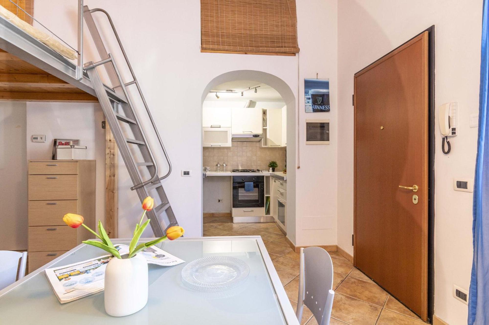 Italian Experience-florentine Careggi Loft Apartment Florence