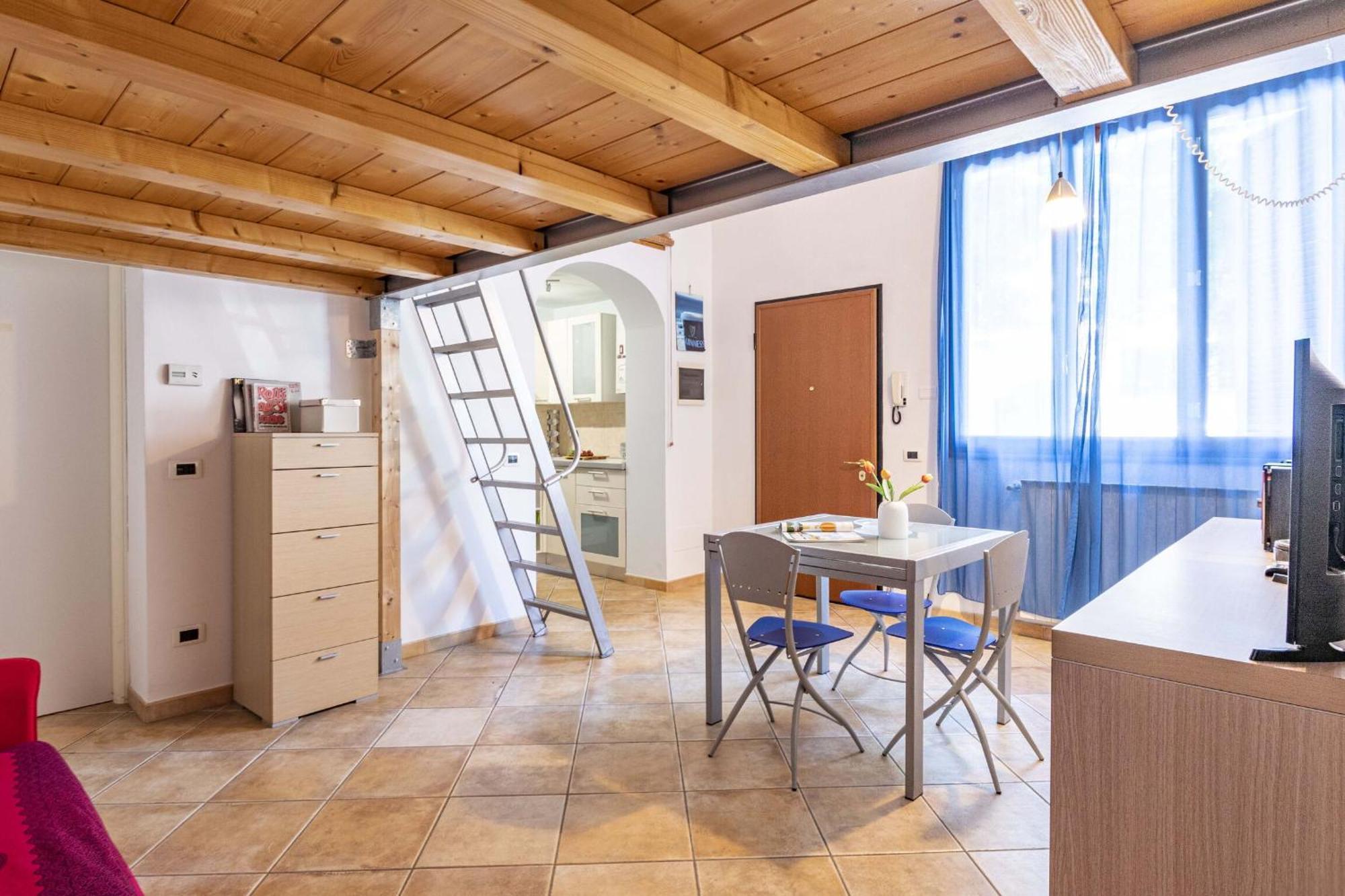 Italian Experience-florentine Careggi Loft Apartment